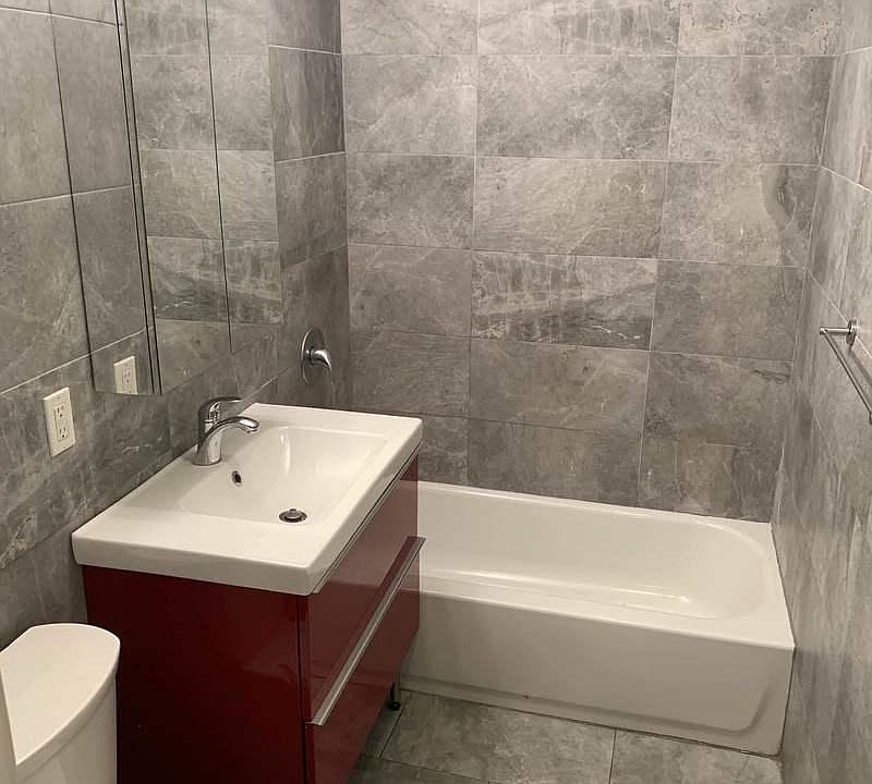 2nd image of 8115 135th St