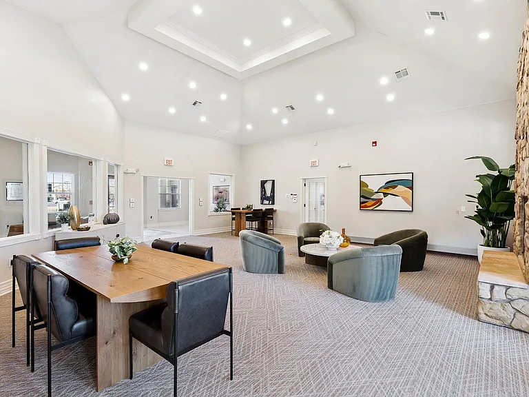 Quail Landing — Photo 32