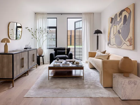 173 Mc Guiness Boulevard image 1 of 10