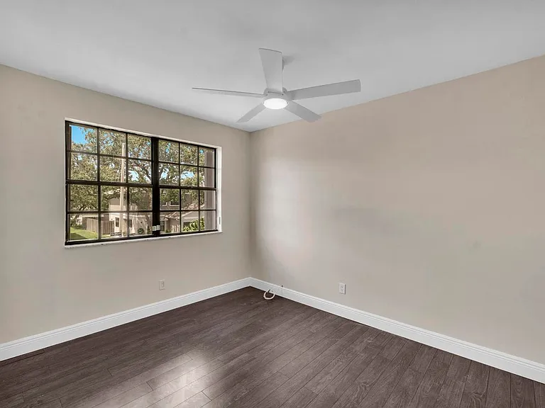 10723 NW 10th St S #TOWNHOUSE — Photo 6