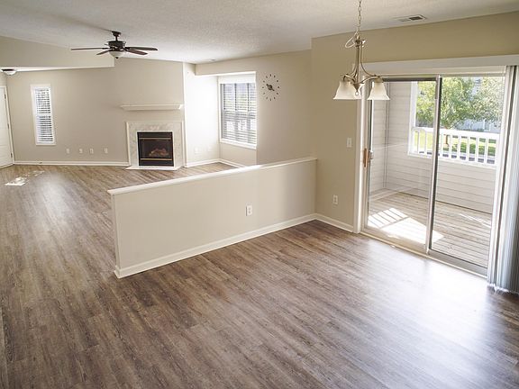 2nd image of 3308 Mulberry Ln APT B