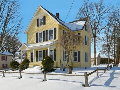 81 Chestnut St, West Springfield, MA, 01089