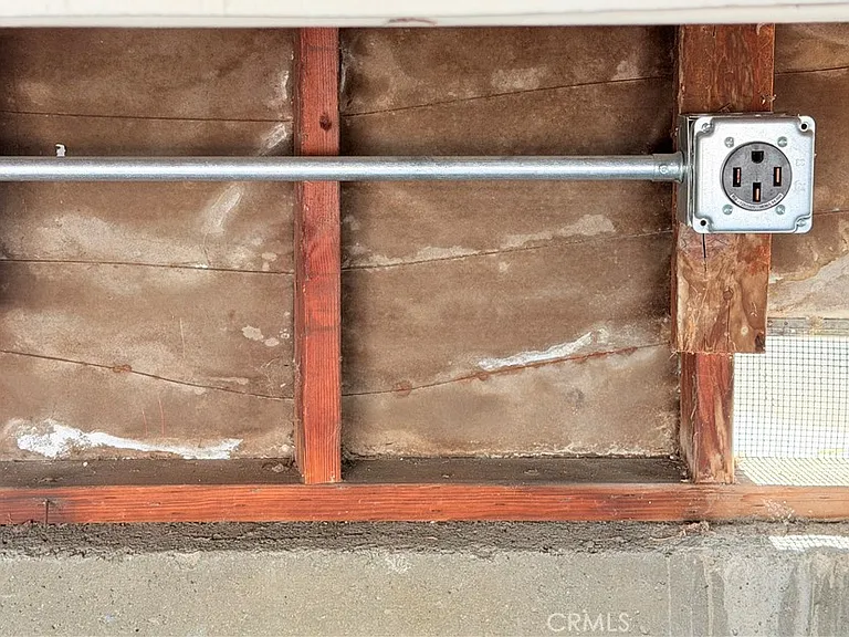 1620 Greenport Ave — Photo 22