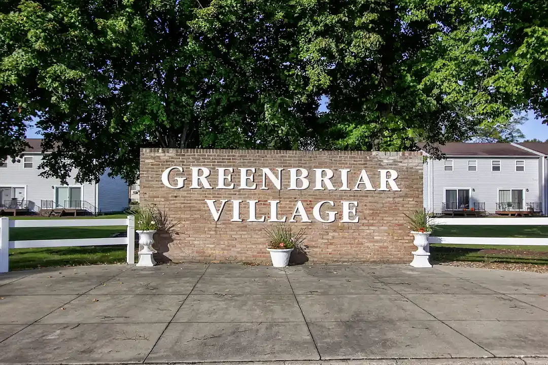 Greenbriar Village apartments — Photo 1