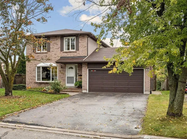 596 Brooks Howard Ct, Newmarket, ON L3Y 6V1