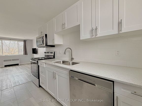 4th image of 57 Wellington Rd #5