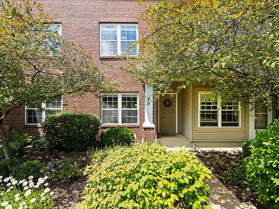 1st image of 11217 Oakwood Dr #49