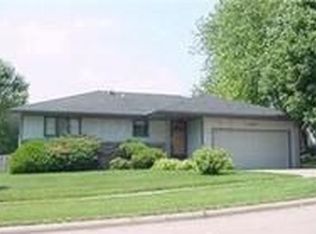 4167 Casteel Ct, Sioux City, IA 51106