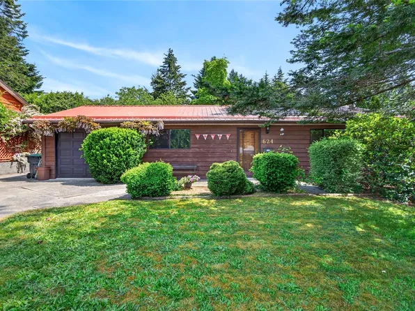 624 Totem Cres, Comox, BC V9M 3J3