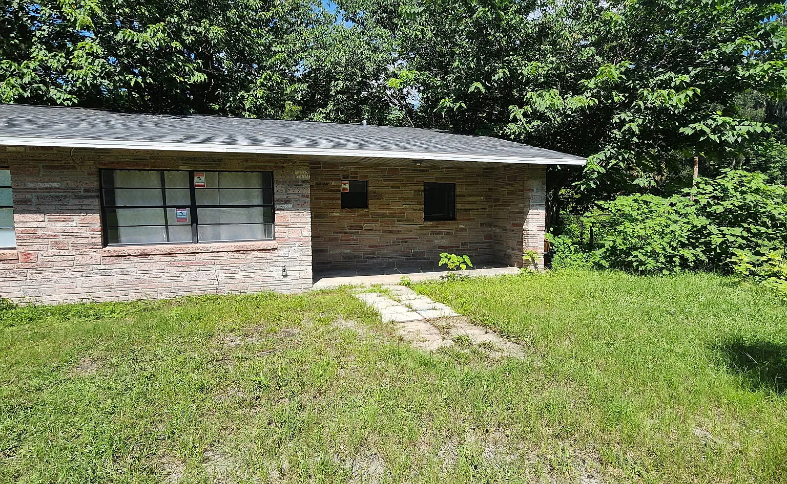 2 bed, 828 sqft, $1,200 — Photo 1