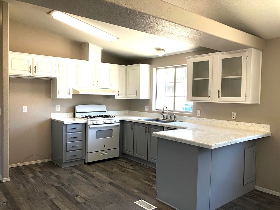 1st image of 3944 E Arbor Ave