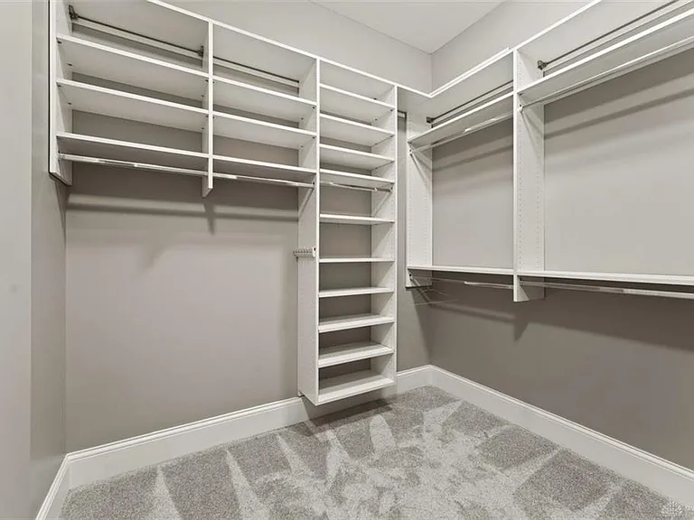 5369 N Shore Pl — Photo 23
