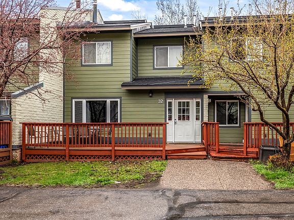 2nd image of 32 Sequoia Court UNIT 32
