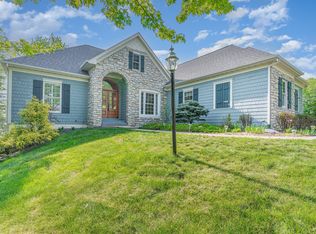 803 Snowbird Dr, Red Wing, MN 55066