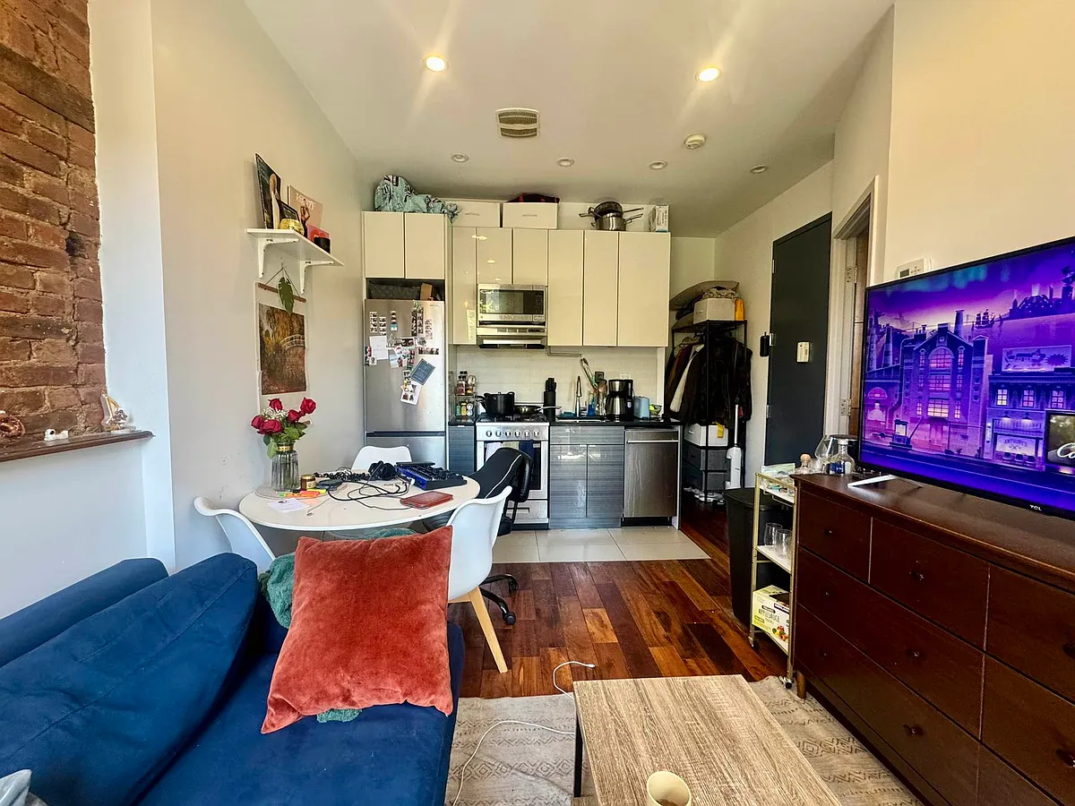 Building Photo - 21 Herkimer St #2F