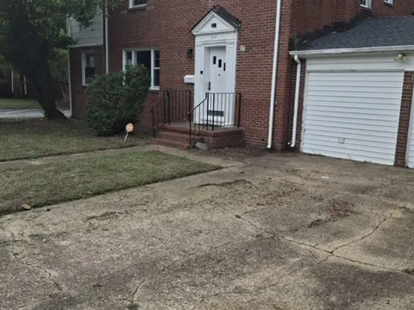 311 71st St, Newport News, VA 23607