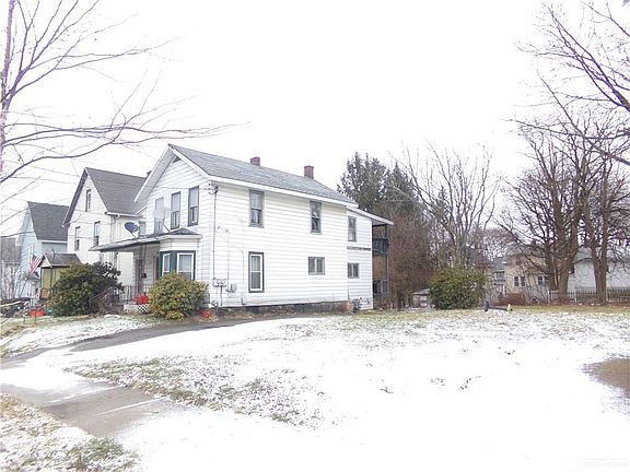 2nd image of 33 Charles St