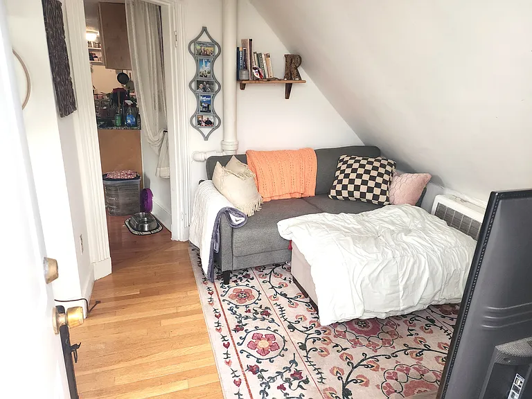 3-7 Winthrop Shore Dr #3 — Photo 10