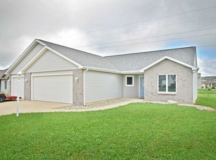 15334 Bears Breech Ct, Huntertown, IN