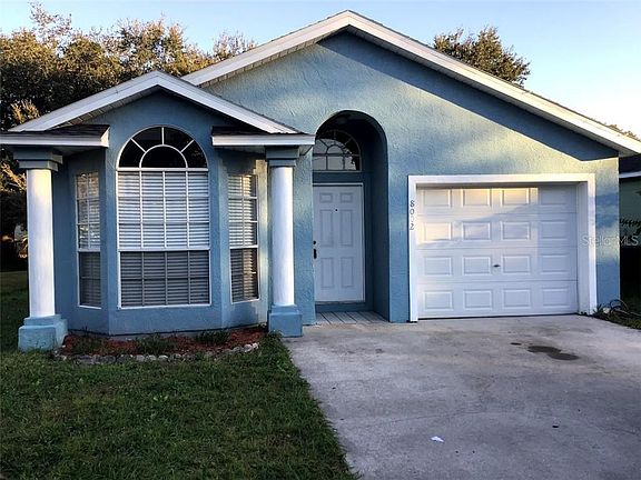 2nd image of 8002 Sagebrush Pl #3