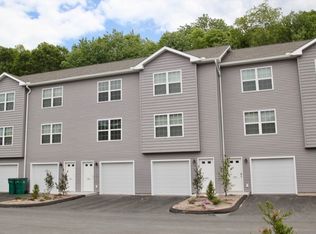 Ledyard Meadows - Bld 100 & 200, Ledyard, CT 06339