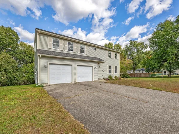 35 Lemnos Ln, Springfield, MA 01119