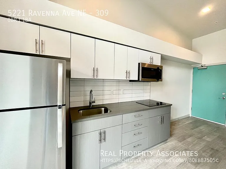 5221 Ravenna Ave NE — Photo 21