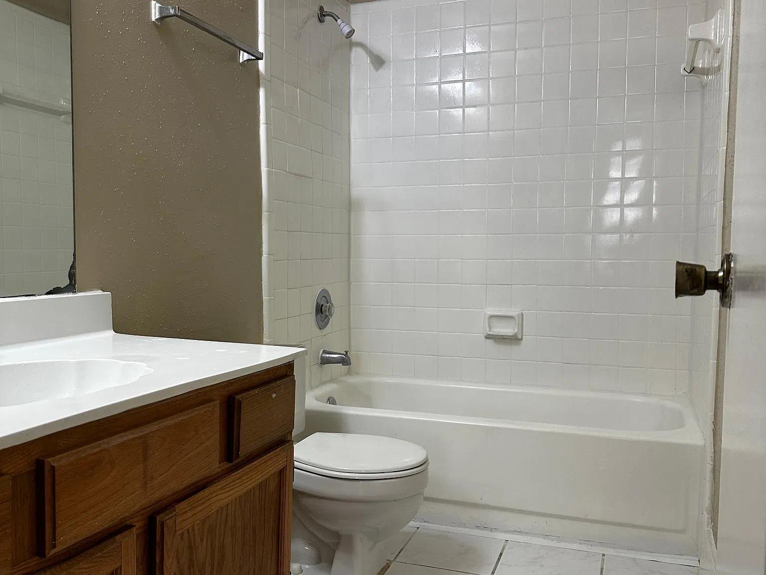 2 bed, 1068 sqft, $1,250 — Photo 2