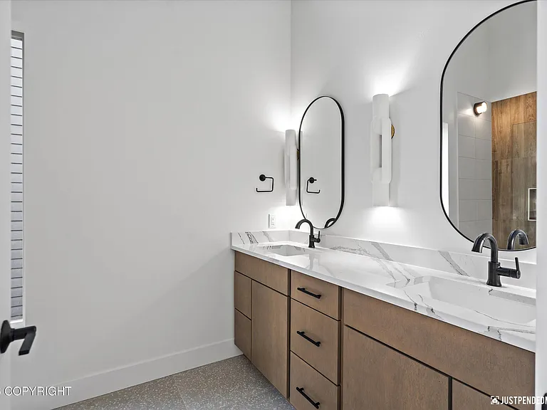 5376 Sandhill Loop — Photo 8