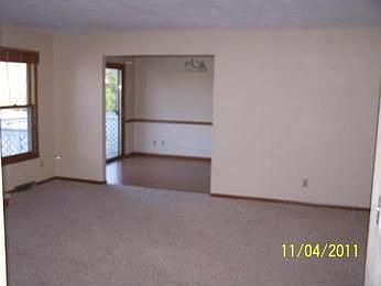 2nd image of 9558 Steele Ct