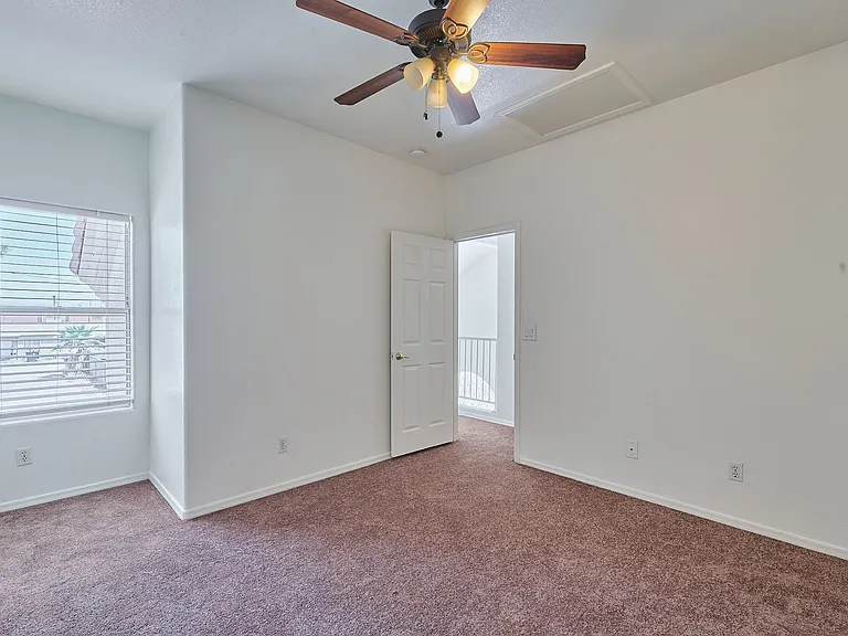 414 N Drew St — Photo 19