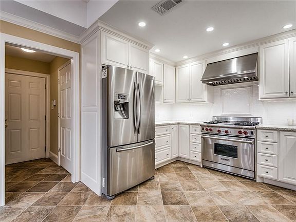 5th image of 3517 McFarlin Blvd