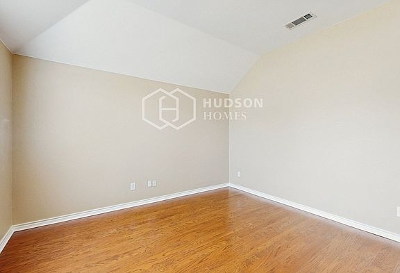 5th image of 2250 Whitney Dr