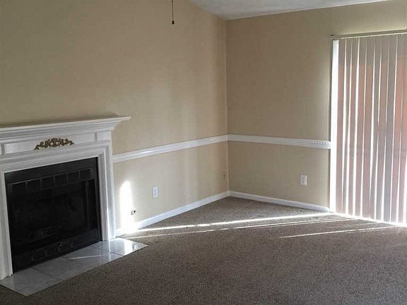 4th image of 2106 W Morgans Bluff Ct