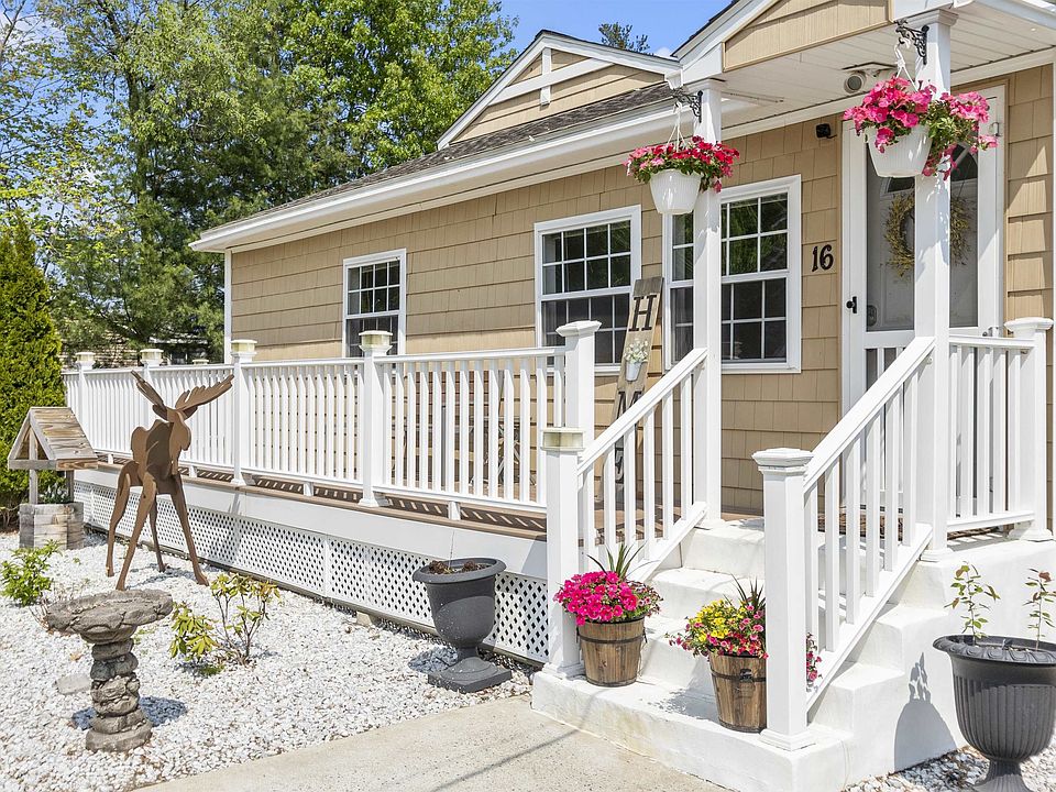 16 Dumaine Avenue, Nashua, NH 03063 Zillow