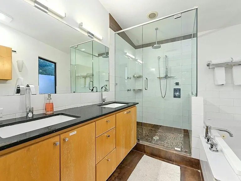 1402 Alta Vista Ave — Photo 14