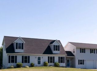 526 Plummer Rd, Ballston Spa, NY 12020