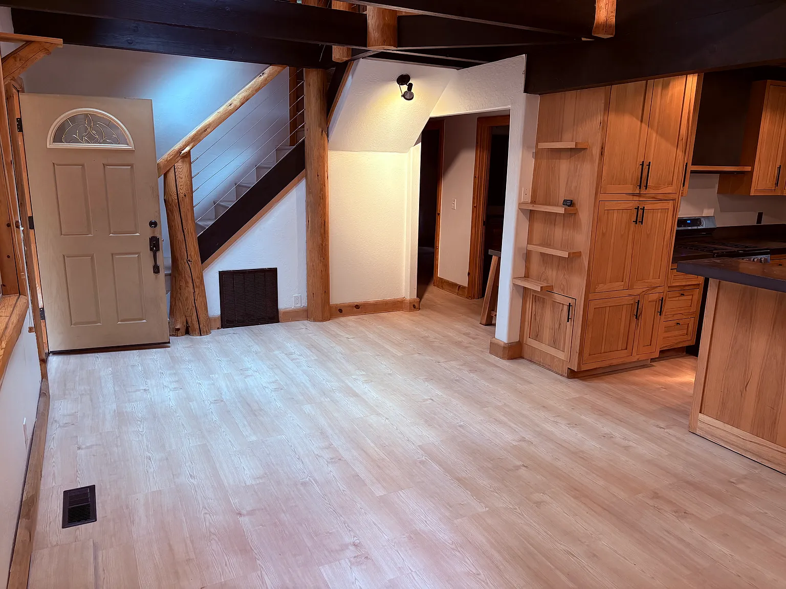3 bed, 1470 sqft, $3,250 — Photo 2