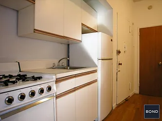 Rented by Bond New York