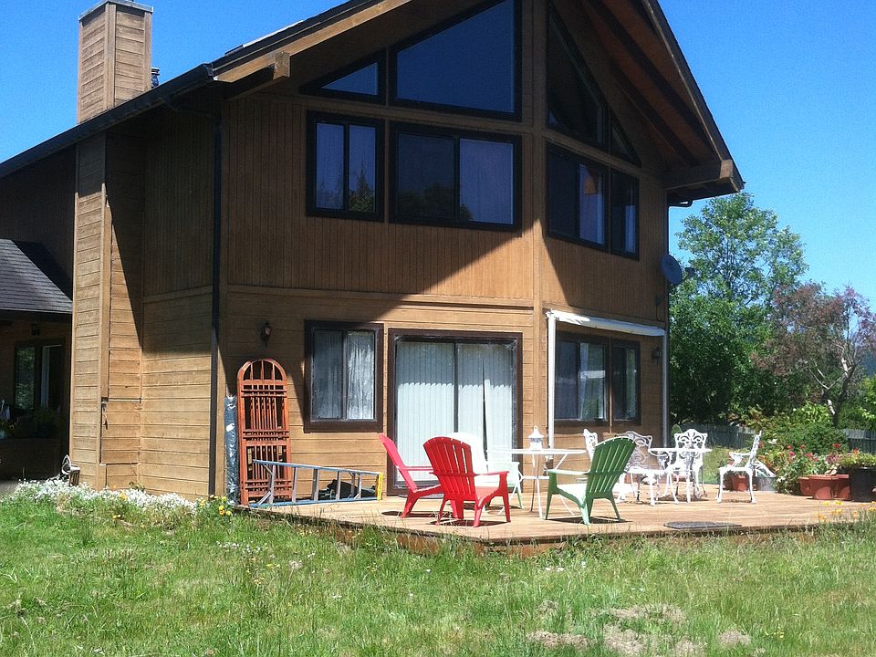 Deck and back of house