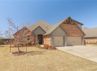 4809 Champlain Pl, Edmond, OK 73025