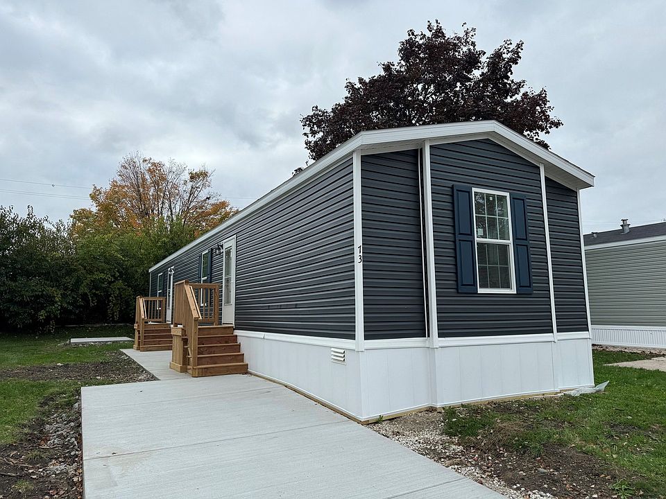 1st image of 73 Suzanne Blvd #73