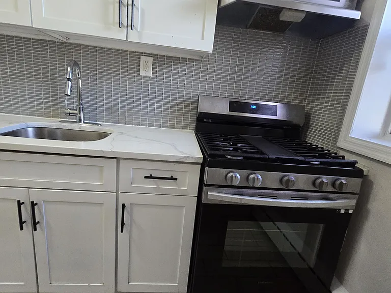 2463 John F Kennedy Blvd #6 — Photo 12