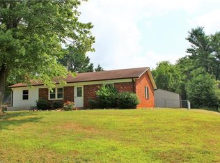 1515 Chestnut Grove Rd, King, NC 27021