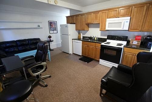 1st image of 2039 Adams St