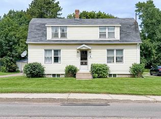 8 Falconwood Dr, Charlottetown, PE C1A 6B5
