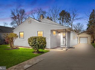 905 Winder Dr, Bristol, PA
