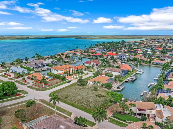 450 Balsam Ct, Marco Island, FL 34145