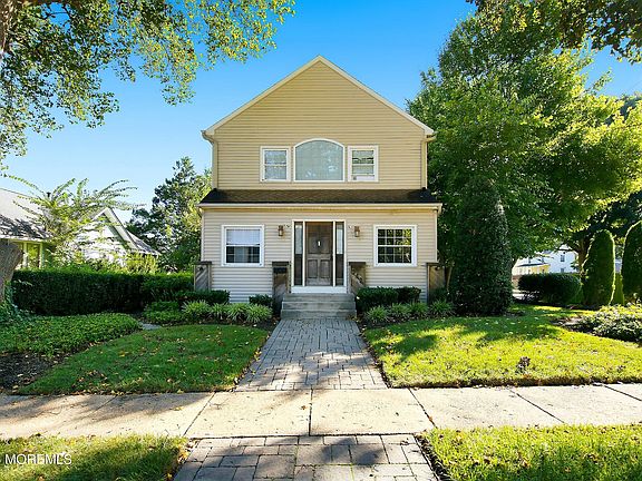 3rd image of 245 Cedarcroft Avenue