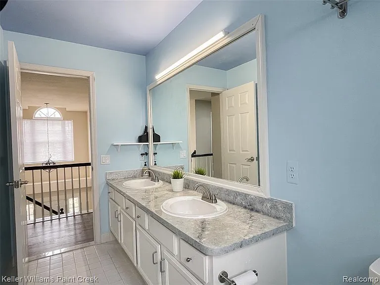 4927 Ravine Ct — Photo 15